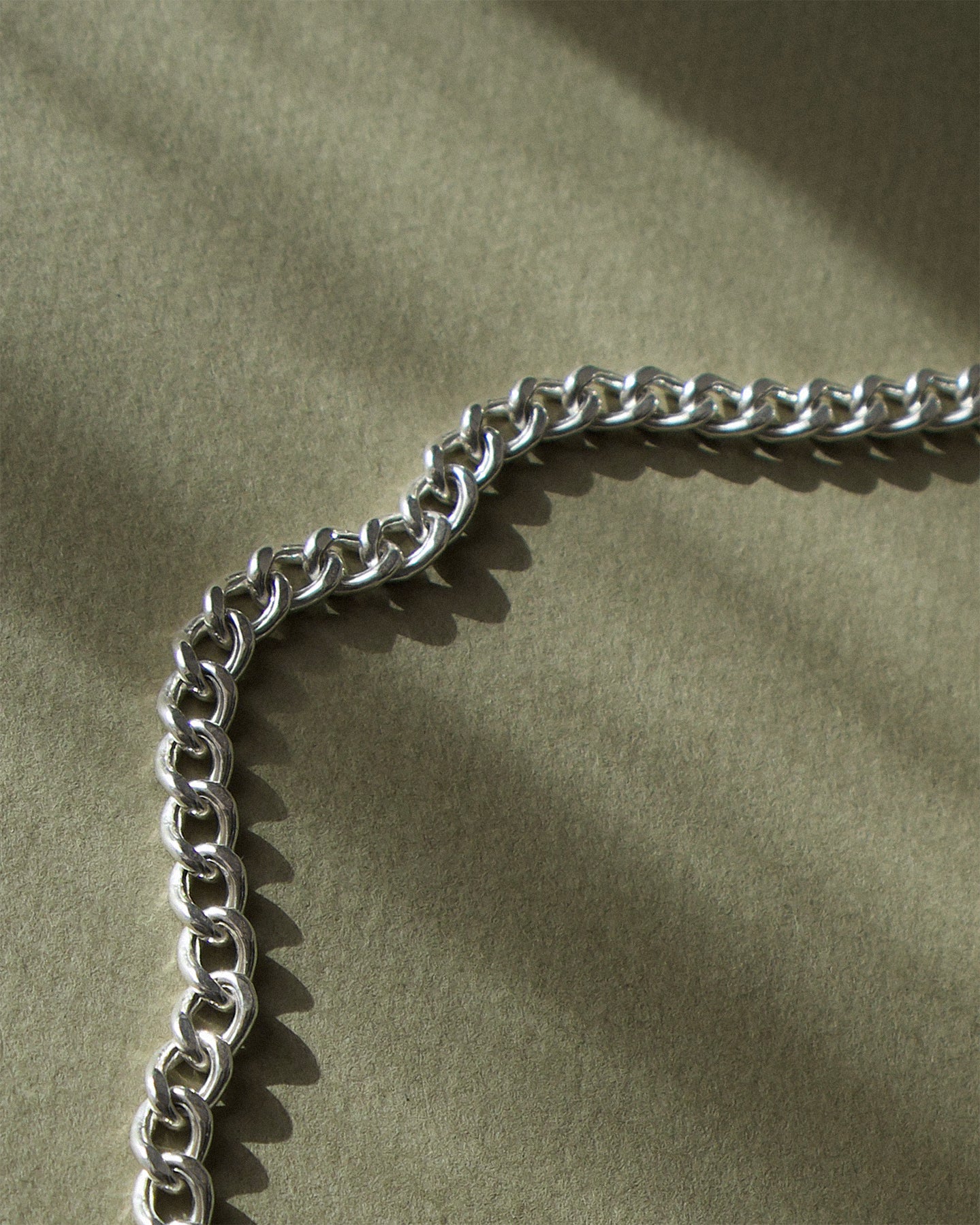 Chunky Curb Chain Necklace
