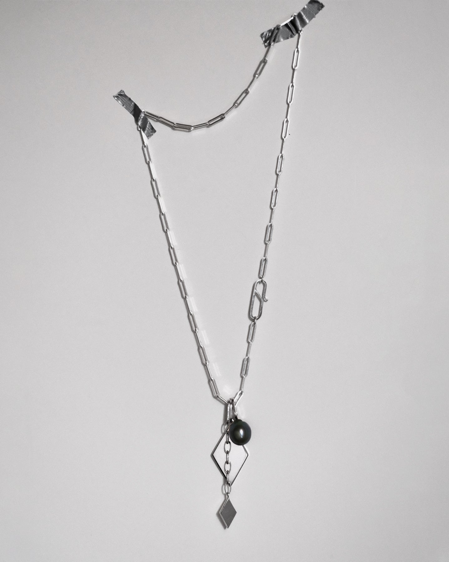 Double Rhomb pendant with Tahiti pearl necklace