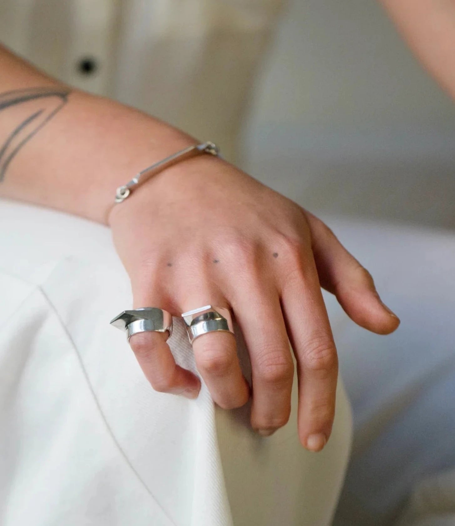 Chunky sirens ring in sterling silver